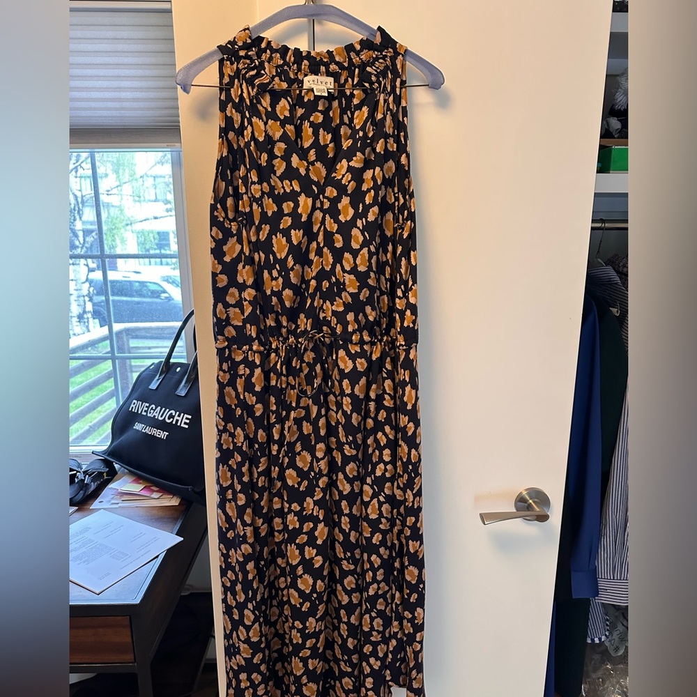 Velvet (brand) dress - cinched waist